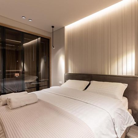 Night Inn Tiranë Ngoại thất bức ảnh