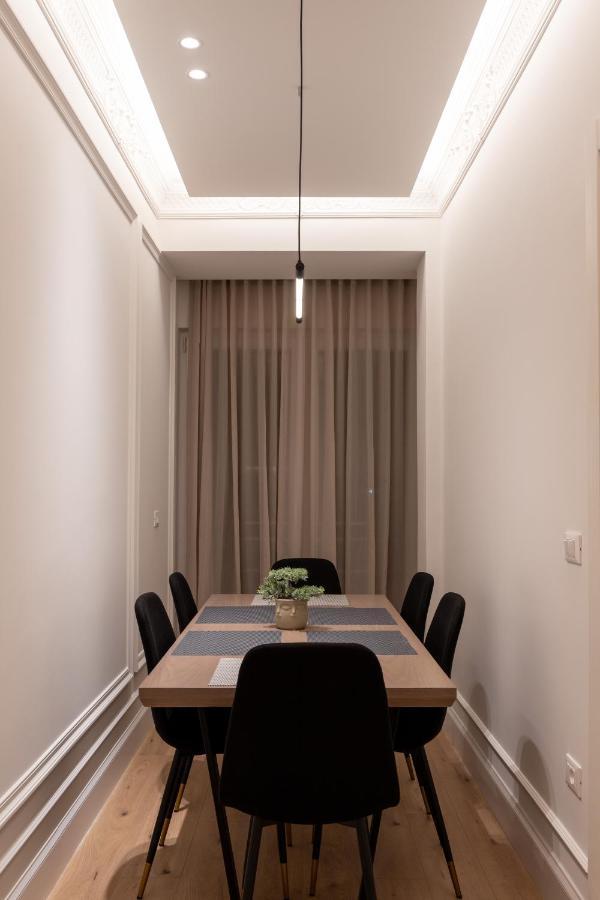 Night Inn Tiranë Ngoại thất bức ảnh