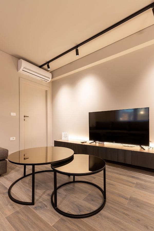 Night Inn Tiranë Ngoại thất bức ảnh