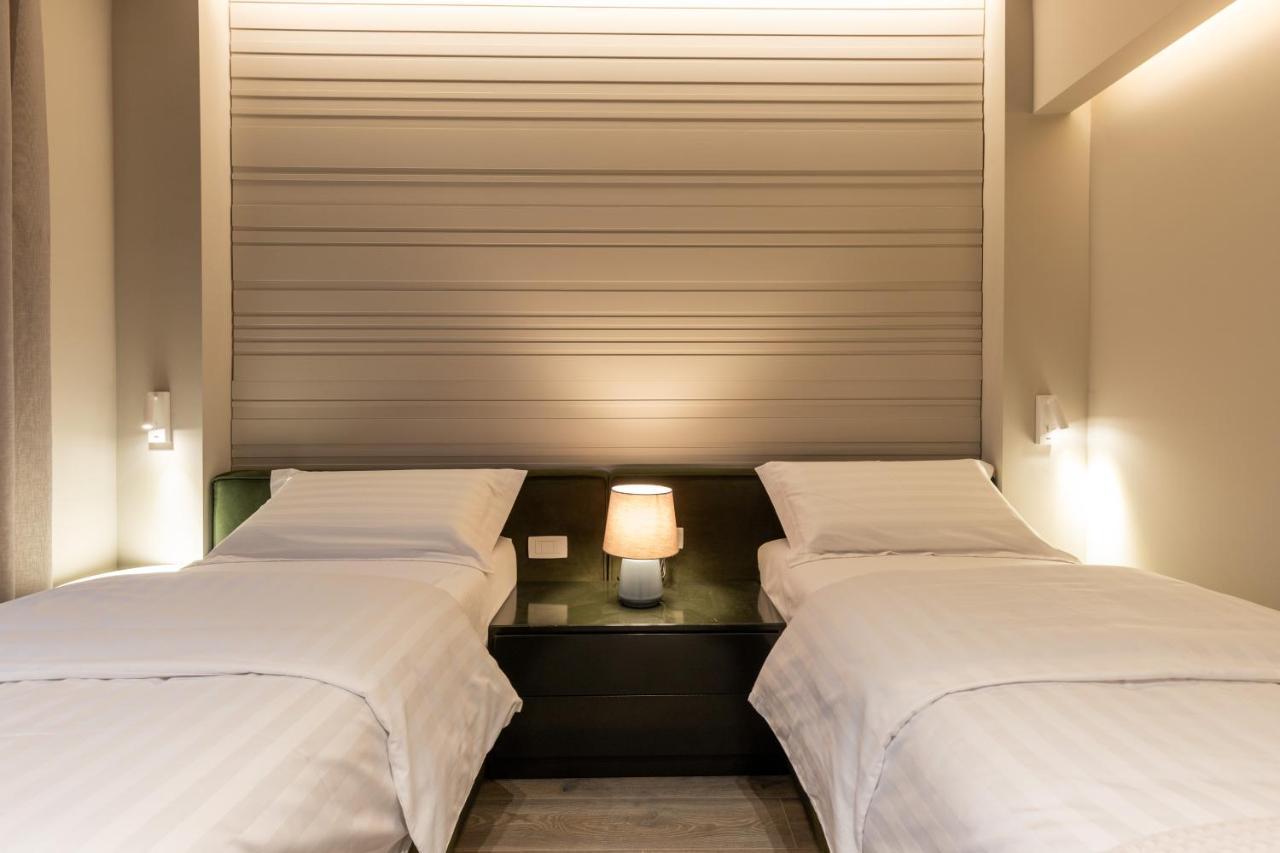 Night Inn Tiranë Ngoại thất bức ảnh