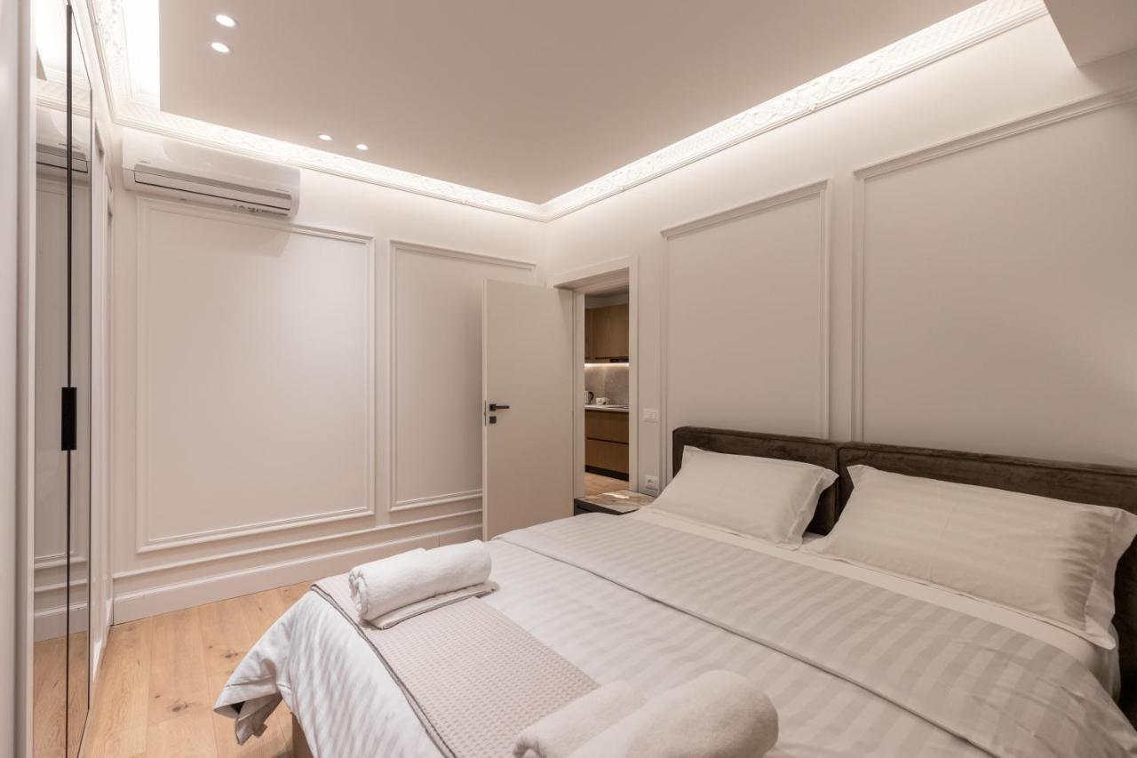 Night Inn Tiranë Ngoại thất bức ảnh